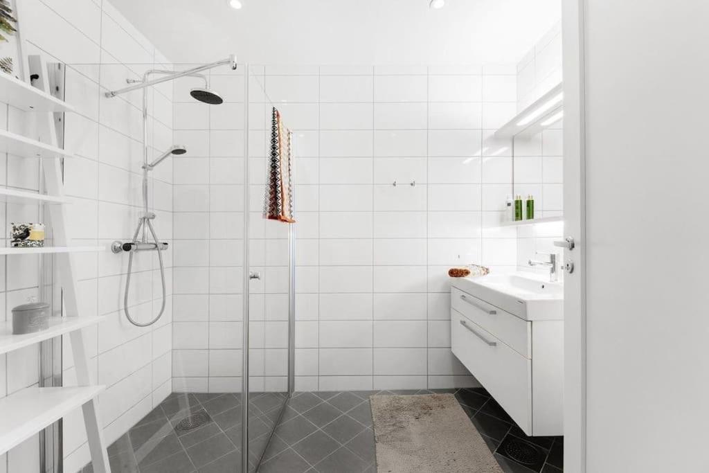 Stor Og Moderne Leilighet I Indre Arna Bergen Gratis Parkering!! Ngoại thất bức ảnh