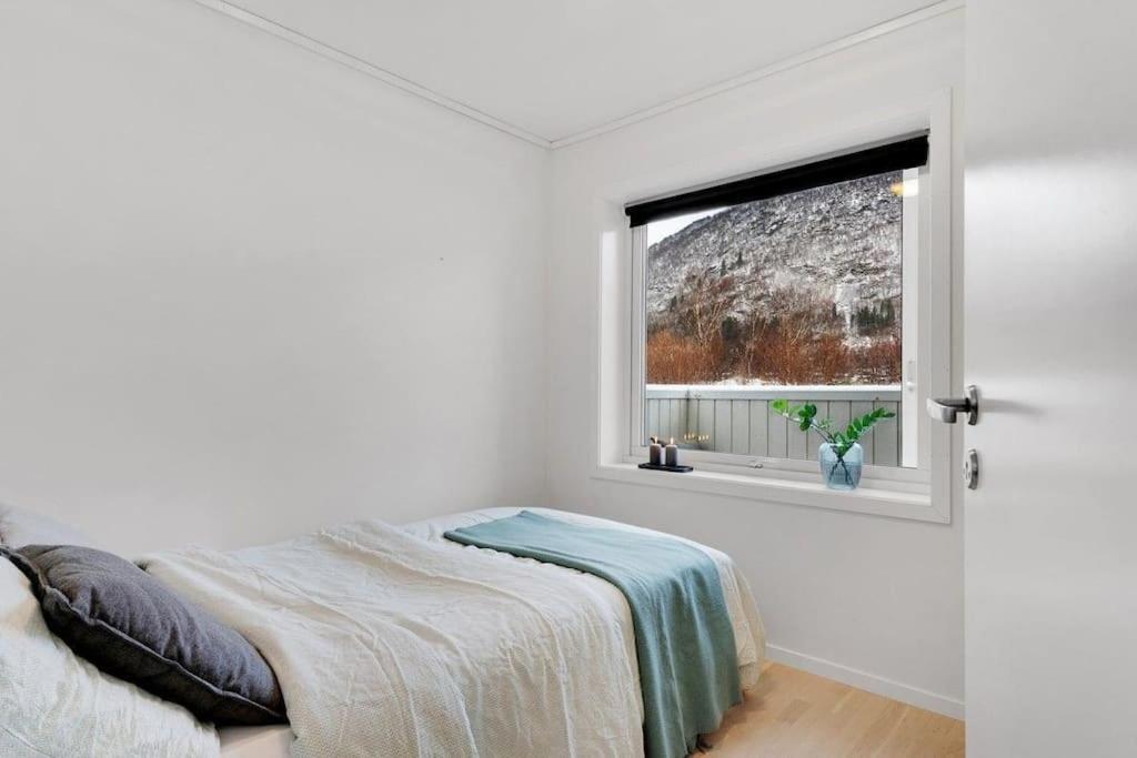 Stor Og Moderne Leilighet I Indre Arna Bergen Gratis Parkering!! Ngoại thất bức ảnh